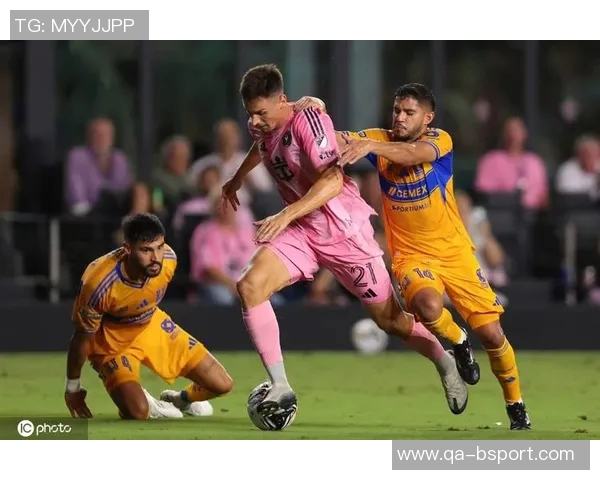 苏亚雷斯精彩表现梅开二度助力迈阿密实现惊天逆转战平对手