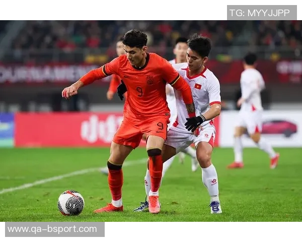 越南U22攻势如潮国足U22防线险些崩溃霍深坪关键时刻救险